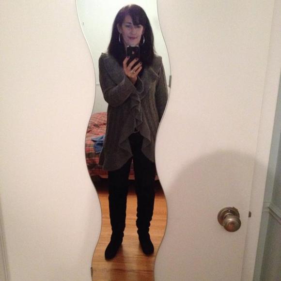 Meet your Posher, Chantel - Picture 1 of 1